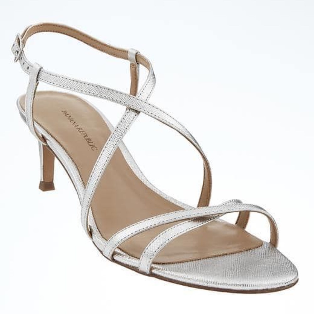 Banana Republic Crossover Kitten Heel Silver 7.5